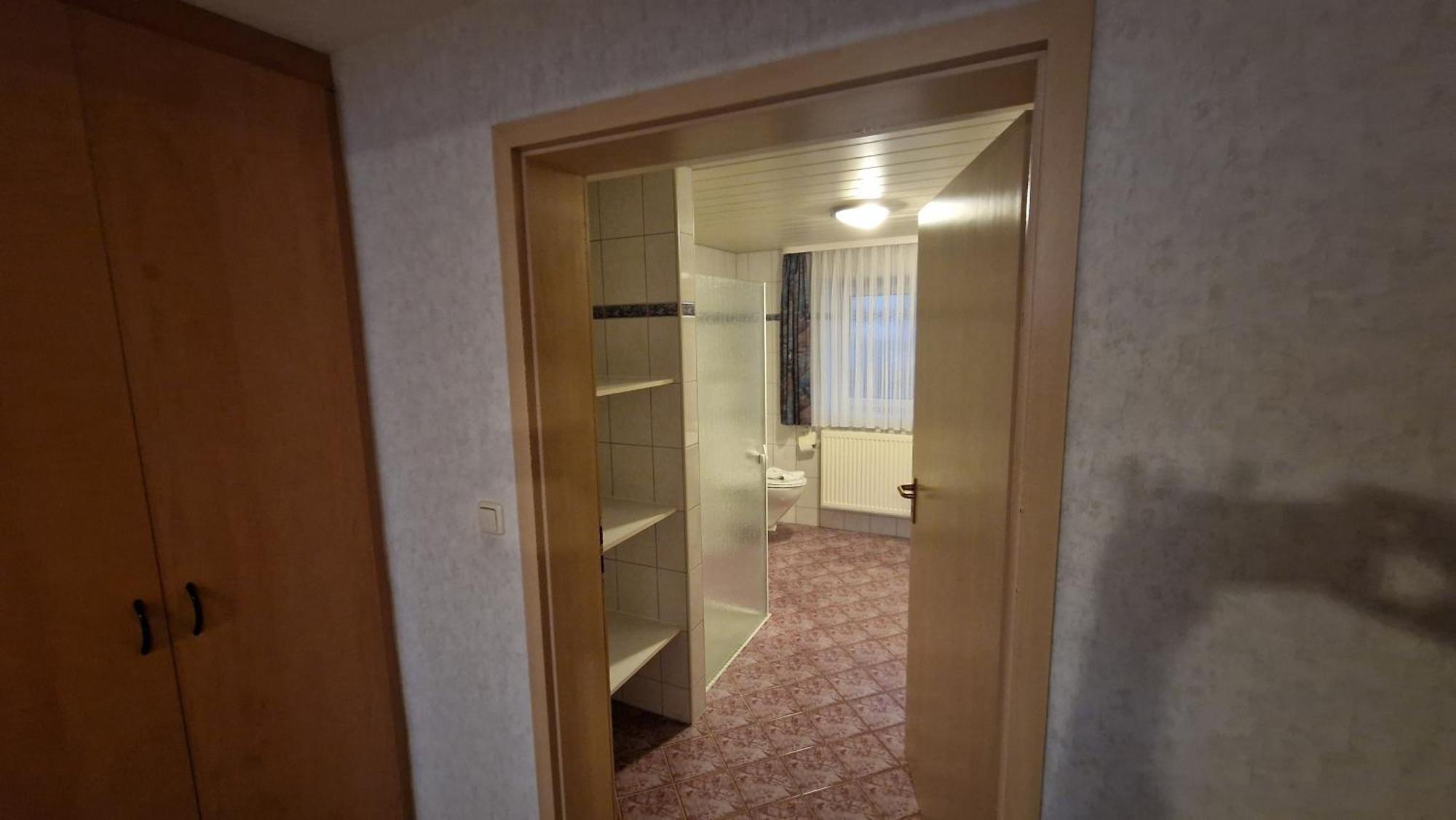 Schwarzer Adler - Hotel Garni Ipsheim Zimmer foto